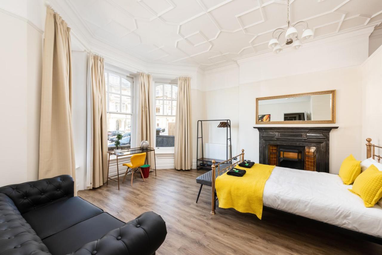 3 Bedroom Garden Apartment Opposite The Beach 布赖顿 外观 照片